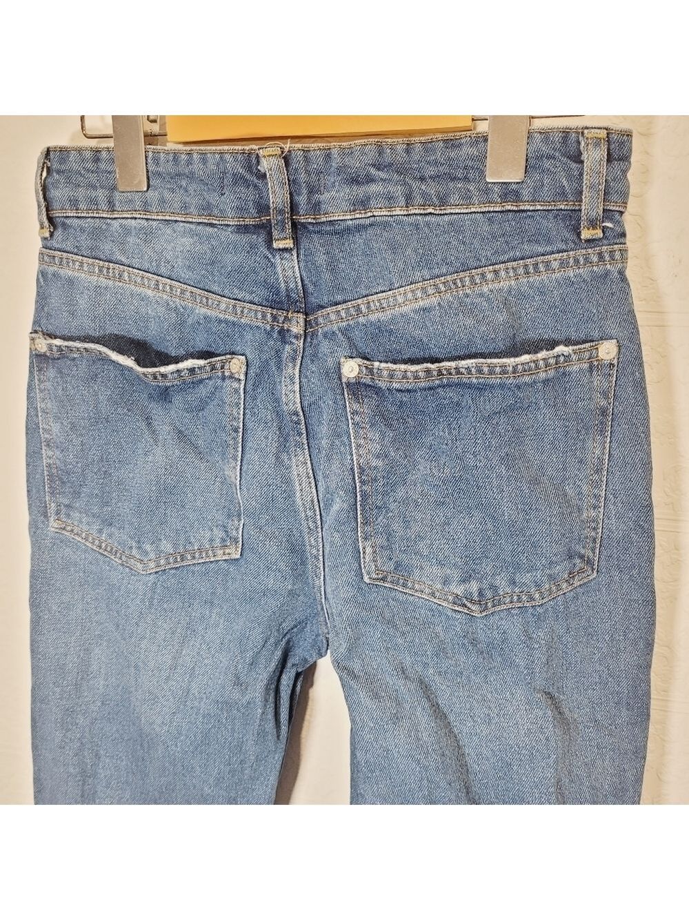 We the Free distressed button fly High rise jean - Picture 8 of 11